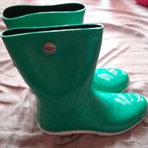 Ugg rain boots